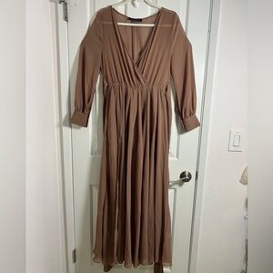 Naked Wardrobe Beige Jumper Mesh
Sleeves Belted Waist‎ Size Medium